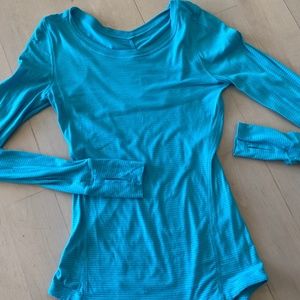 Lululemon long sleeve shirt in turquoise